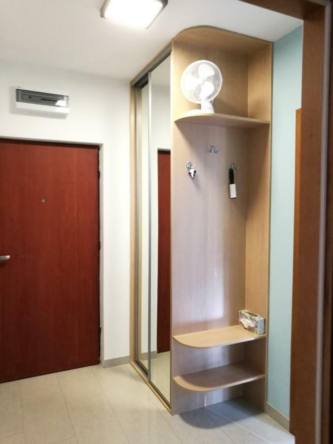 Apartament Mini Apartment ลูบลิน ภายนอก รูปภาพ